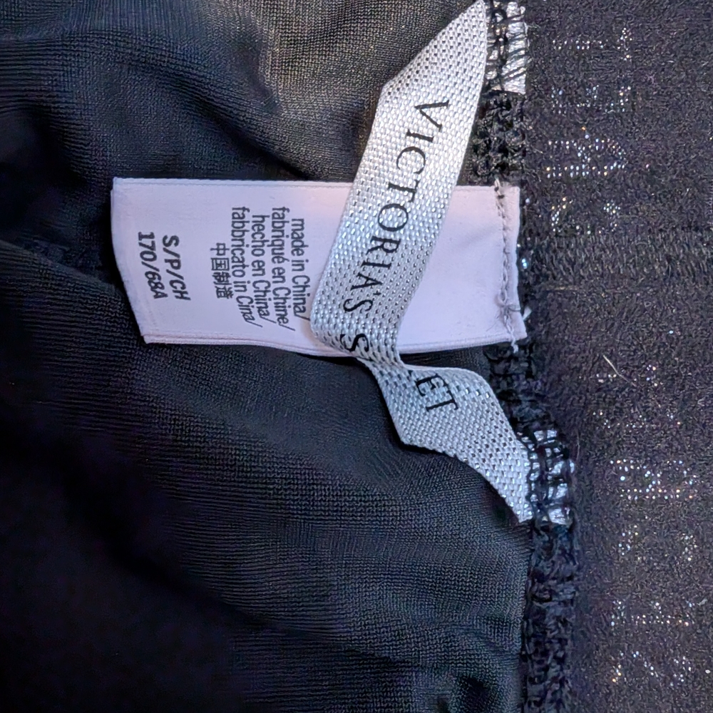 Victoria's Secret Black and White Star Leggings - Picture 7 of 7